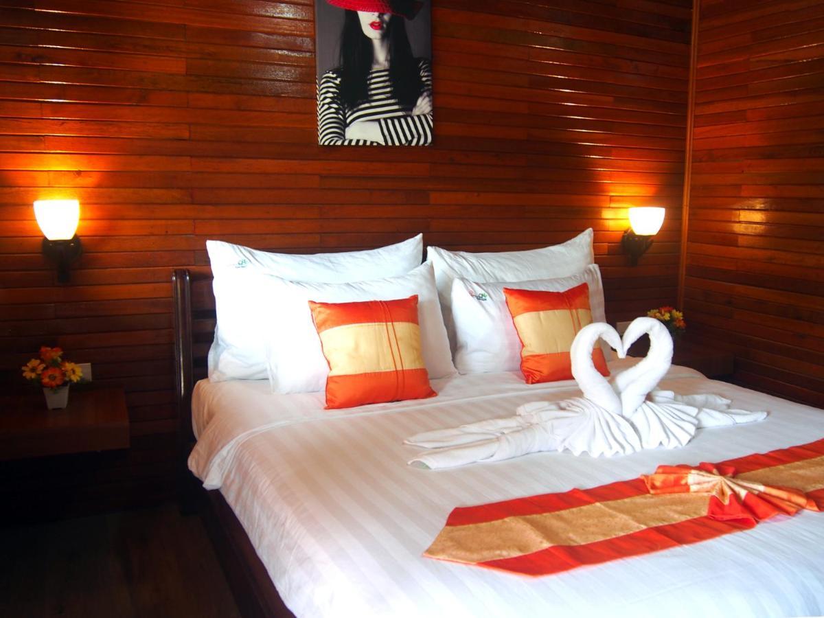 Chareena Beachside Koh Lipe Exterior photo